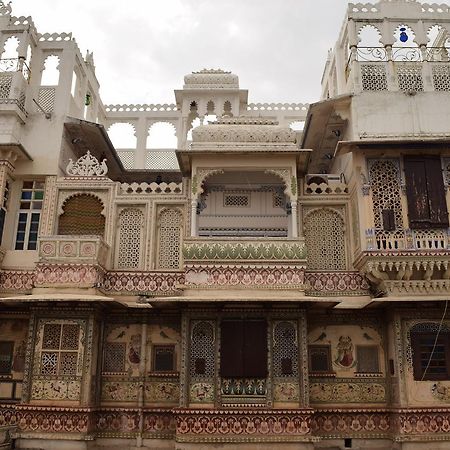 Shree Jagdish Mahal Heritage Hotel Udaipur Exteriör bild