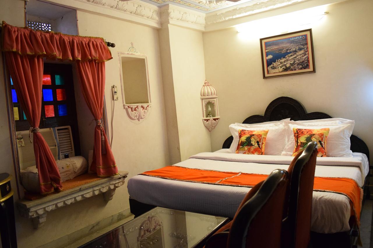 Shree Jagdish Mahal Heritage Hotel Udaipur Exteriör bild