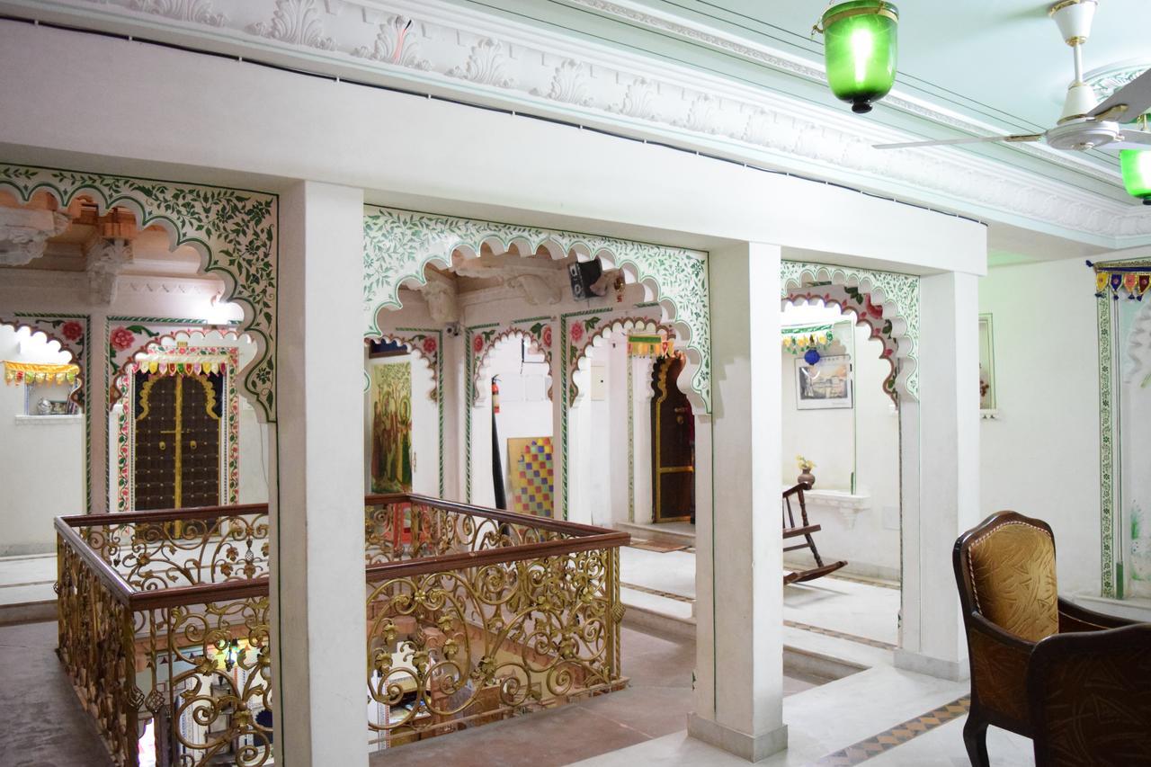 Shree Jagdish Mahal Heritage Hotel Udaipur Exteriör bild