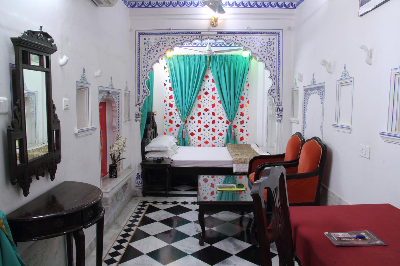 Shree Jagdish Mahal Heritage Hotel Udaipur Exteriör bild